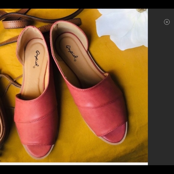 QUPID RED SANDLES - Picture 7 of 7